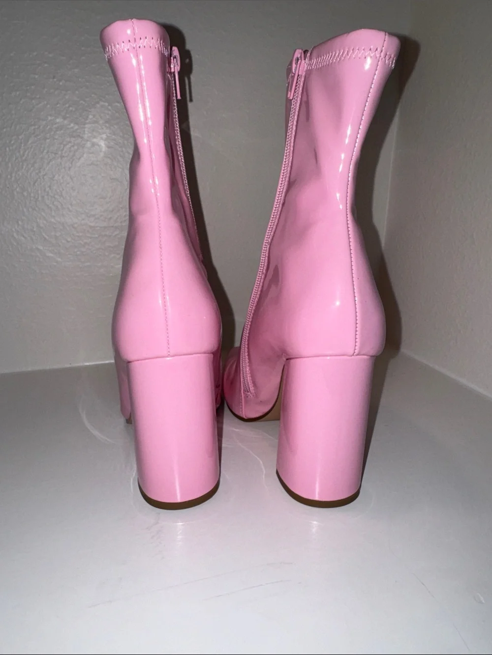 🔥STEVE MADDEN Lynden Patent Ankle Boots size 9